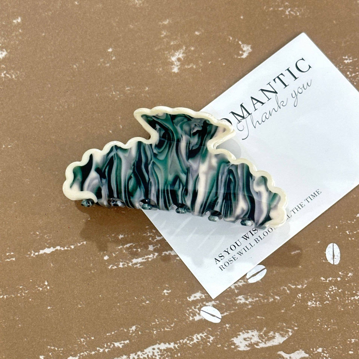 Wave Edge Claw Clip
